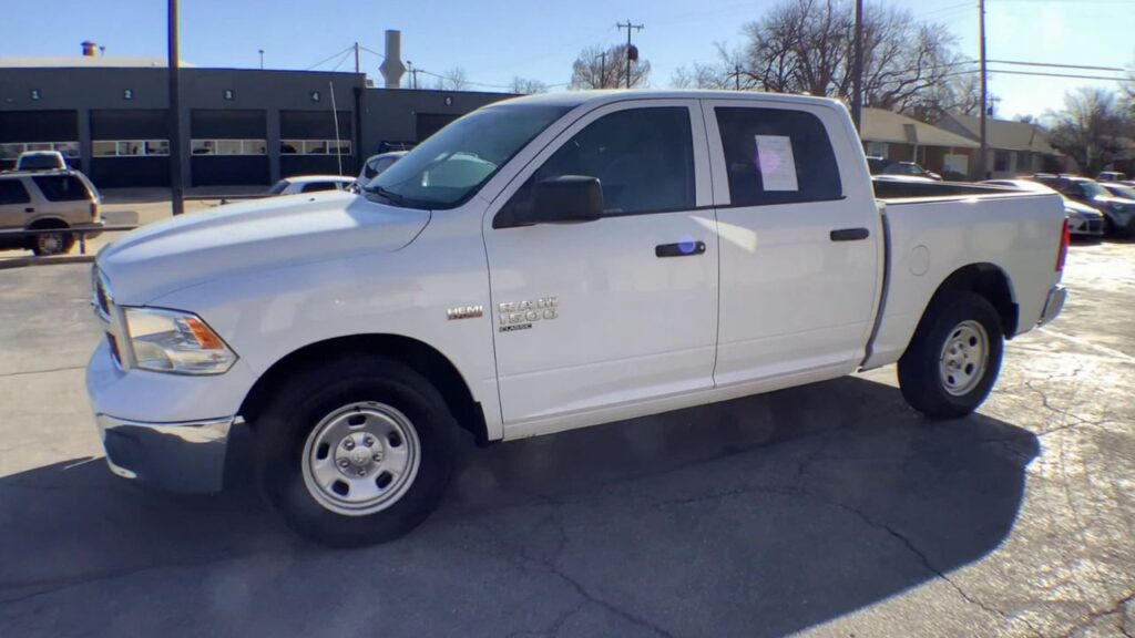 2019 RAM 1500 CLASSIC EXPRESS Tradesman Crew Cab 4x2 57" Box