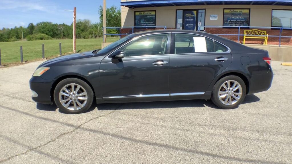 2010 Lexus ES 350 4 DOOR SEDAN