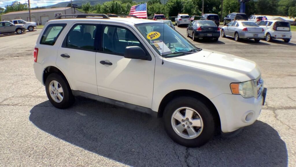 2011 Ford Escape XLS