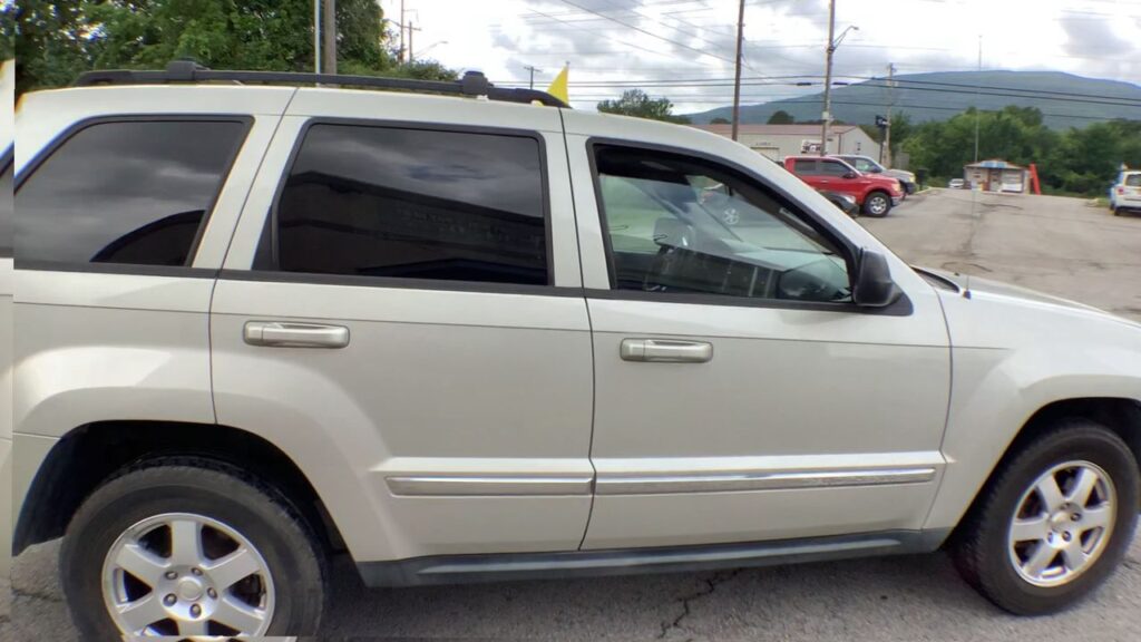 2010 Jeep Grand Cherokee Laredo