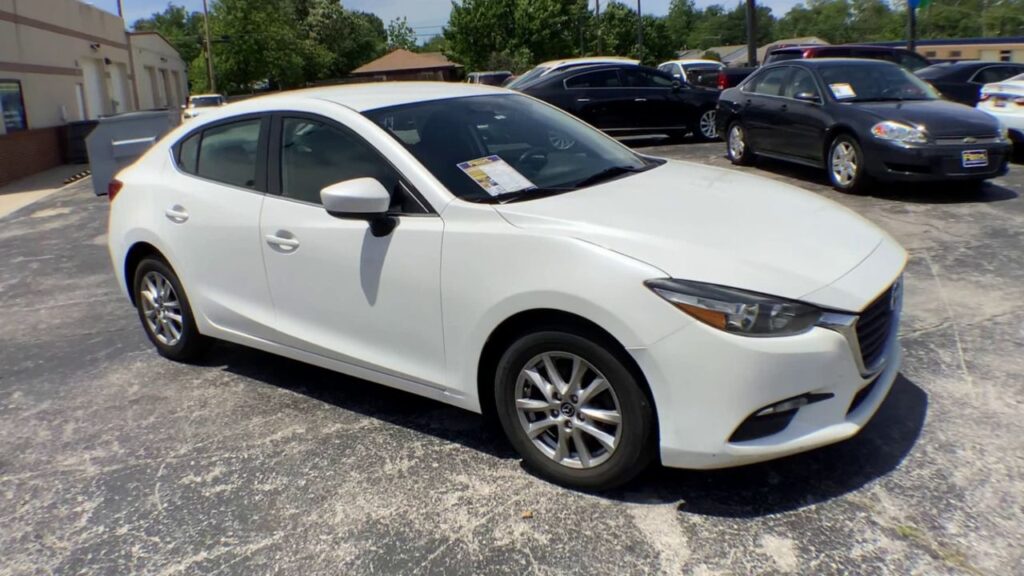 2017 Mazda Mazda3 4-Door Sport