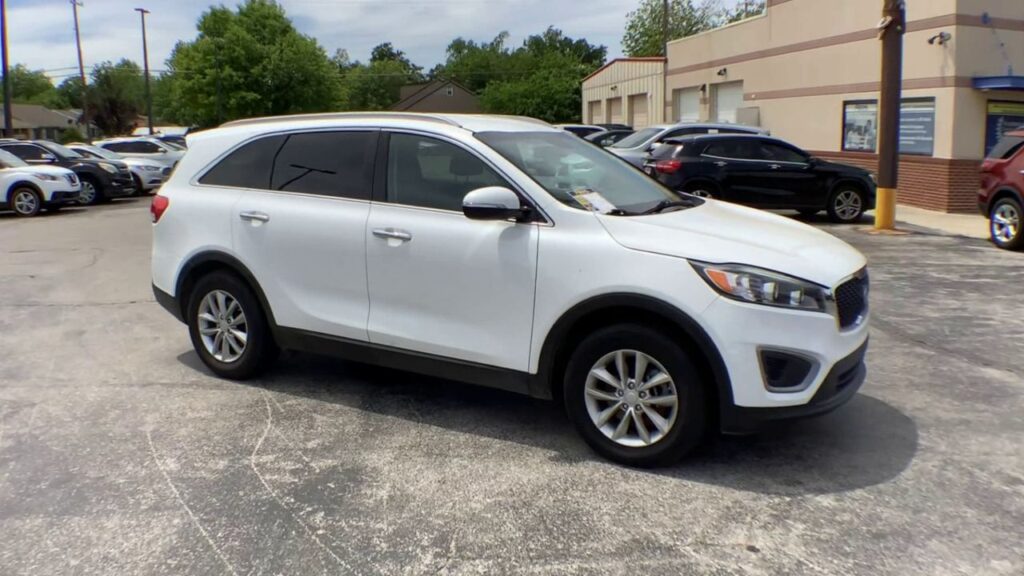 2018 Kia Sorento 3.3L LX