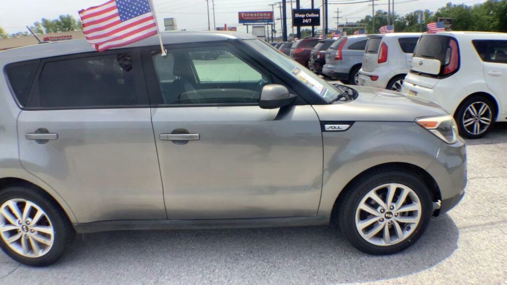 2019 Kia Soul +