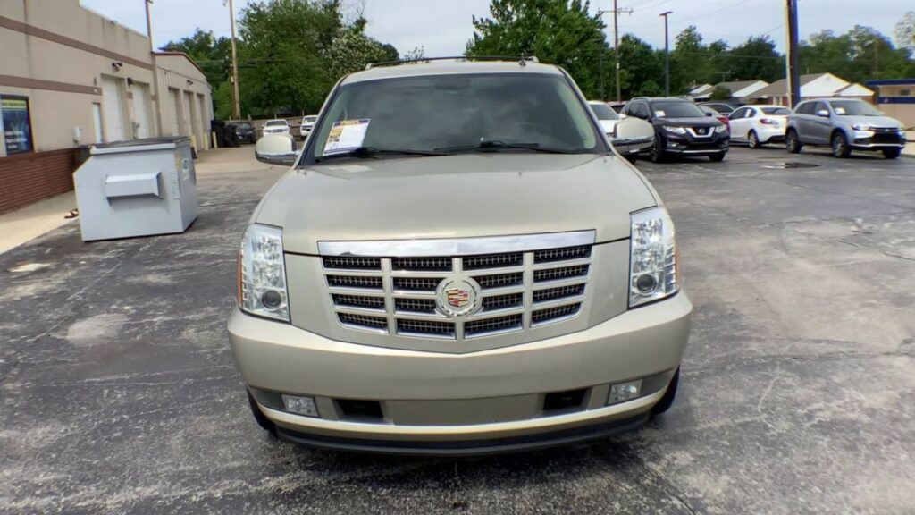 2013 Cadillac Escalade Luxury