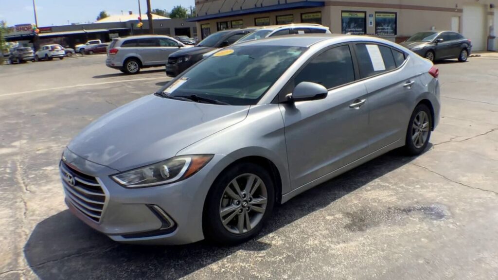 2017 Hyundai Elantra SE