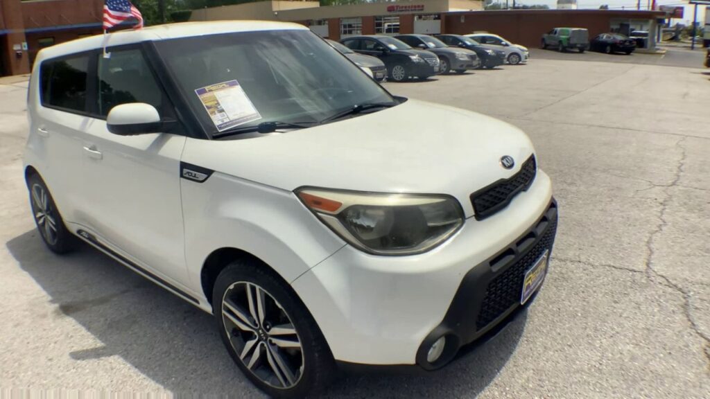 2016 Kia Soul +