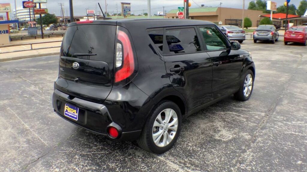 2016 Kia Soul +