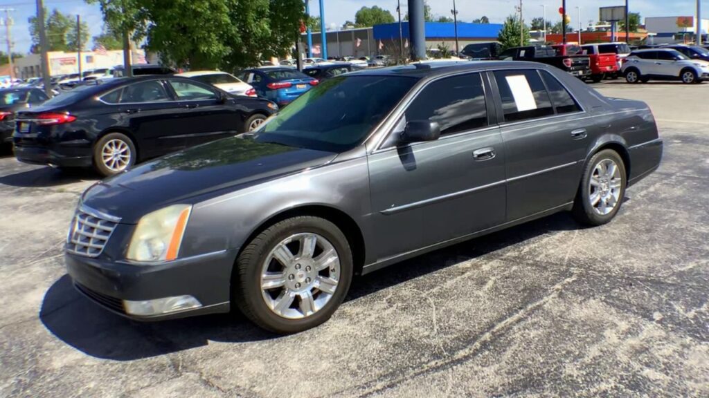 2011 Cadillac DTS Platinum Collection