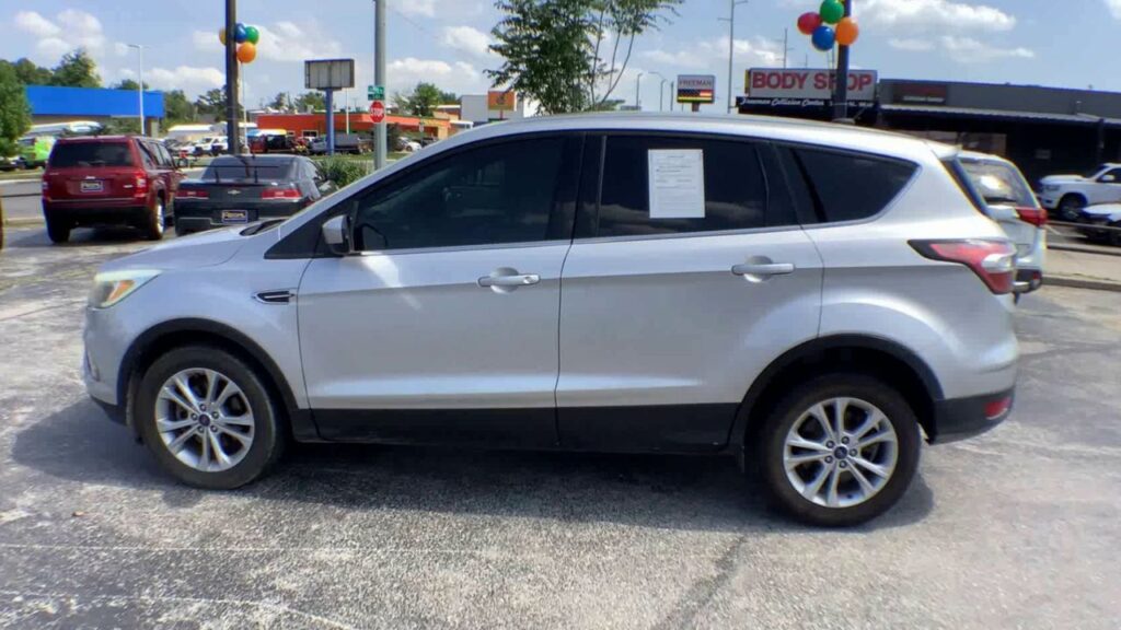 2017 Ford Escape SE