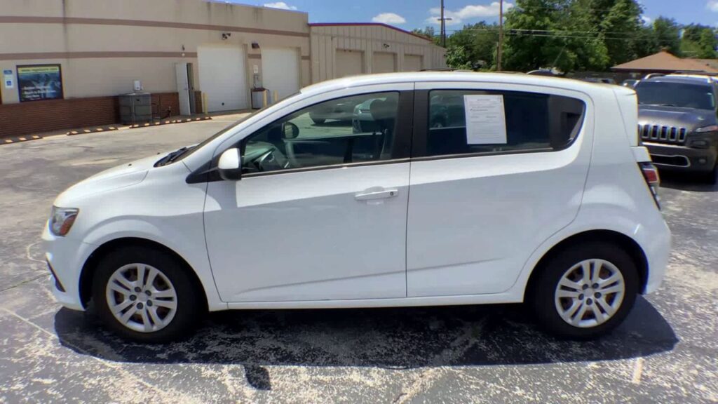 2019 Chevrolet Sonic LT Auto