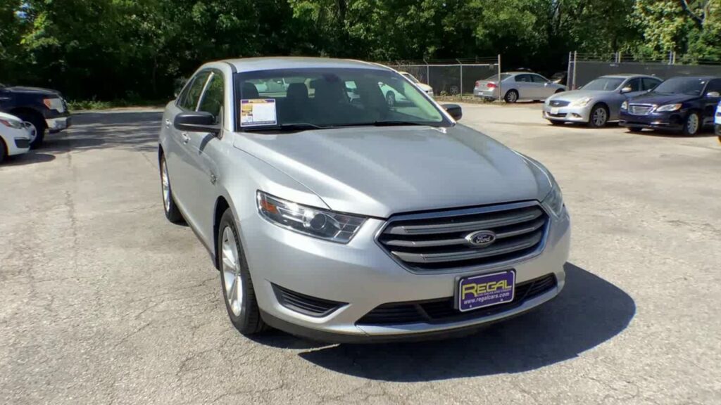 2018 Ford Taurus SE