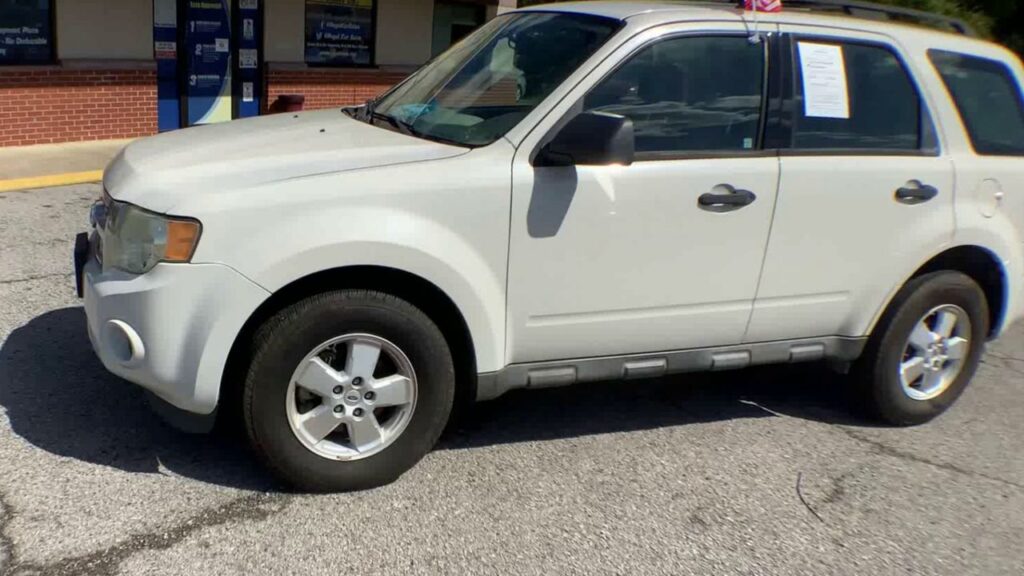 2011 Ford Escape XLS