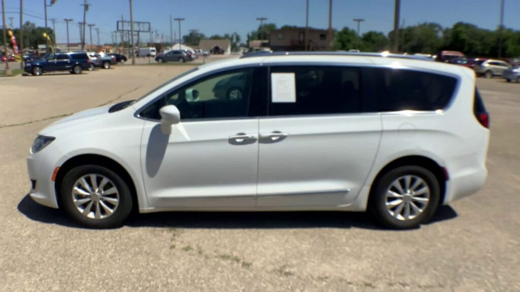 2018 Chrysler Pacifica Touring L