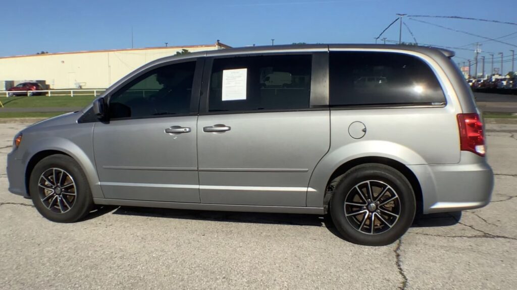 2016 Dodge Grand Caravan R/T