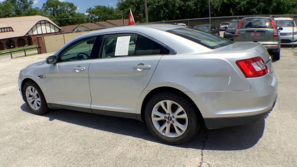 2012 Ford Taurus SEL