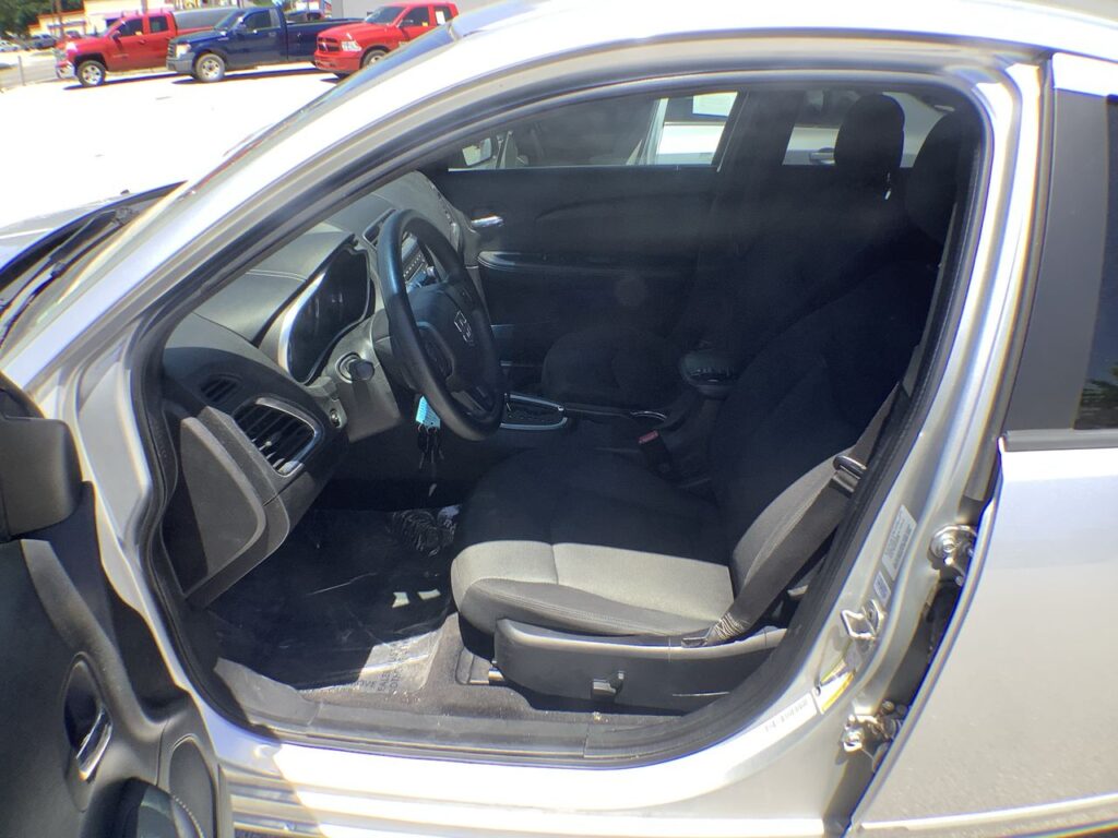 2011 Dodge Avenger Express