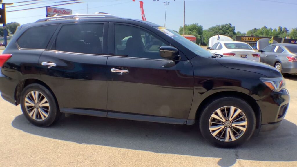 2020 Nissan Pathfinder S 2WD