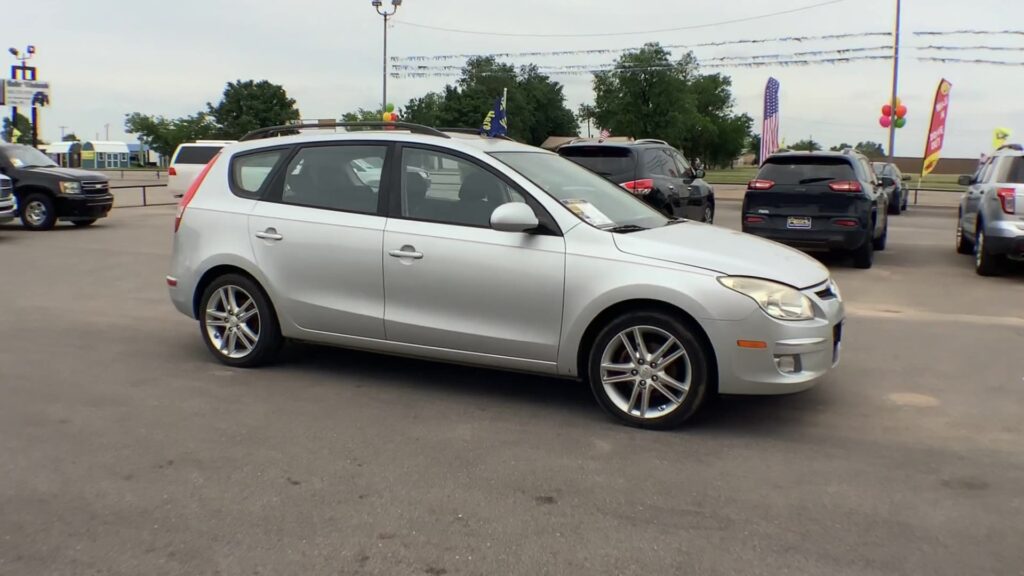 2010 Hyundai Elantra Touring SE