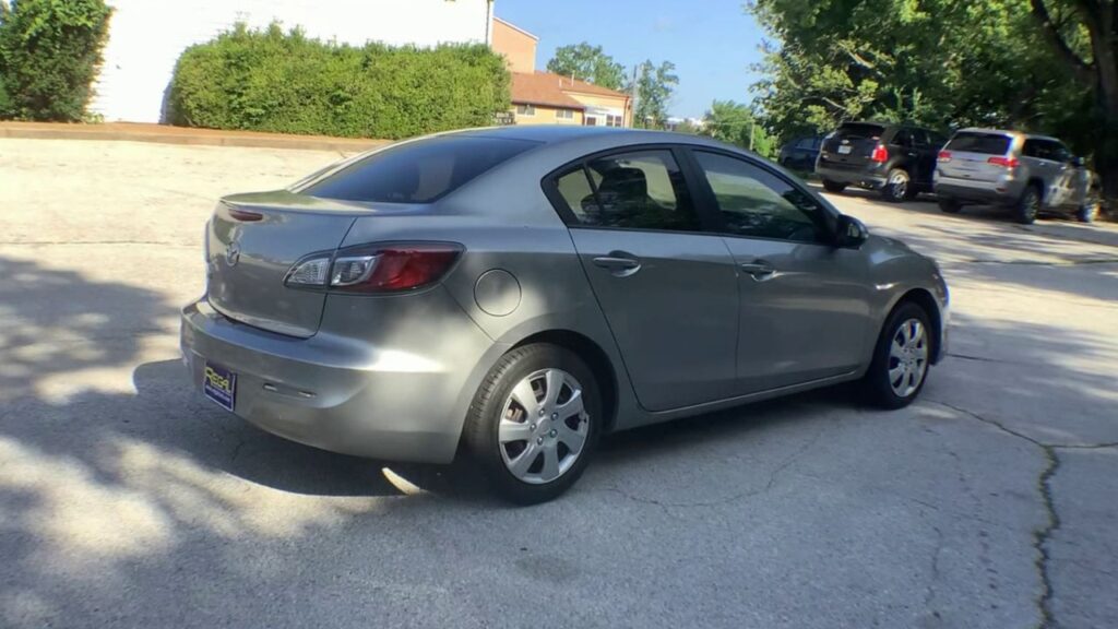 2012 Mazda Mazda3 i Sport