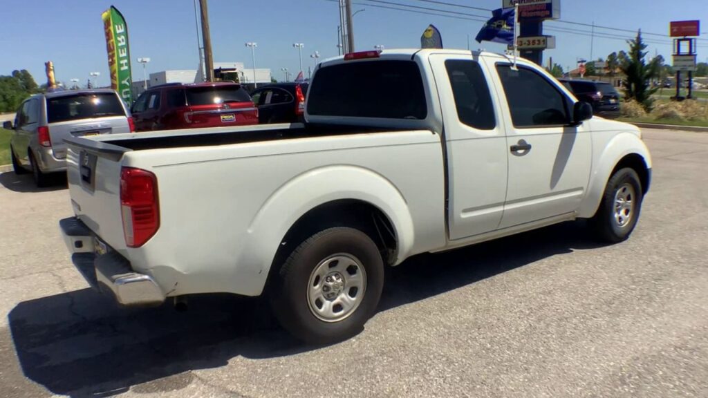 2016 Nissan Frontier S
