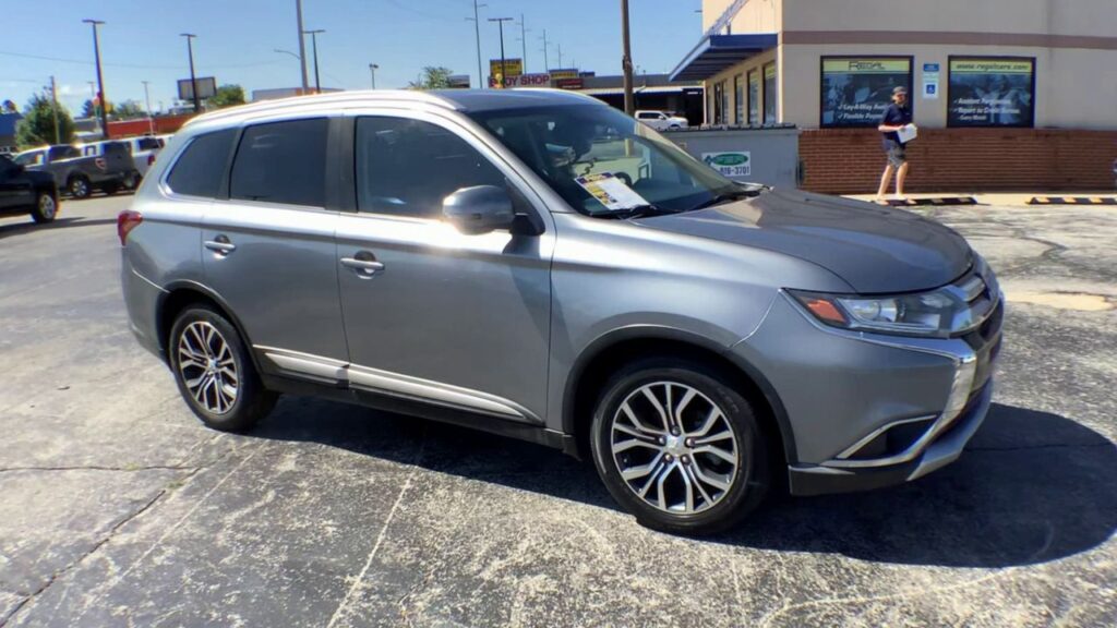 2017 Mitsubishi Outlander 4 DOOR WAGON