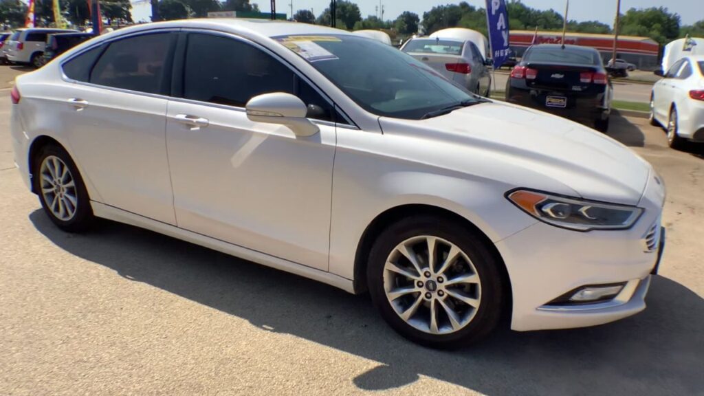2017 Ford Fusion SE