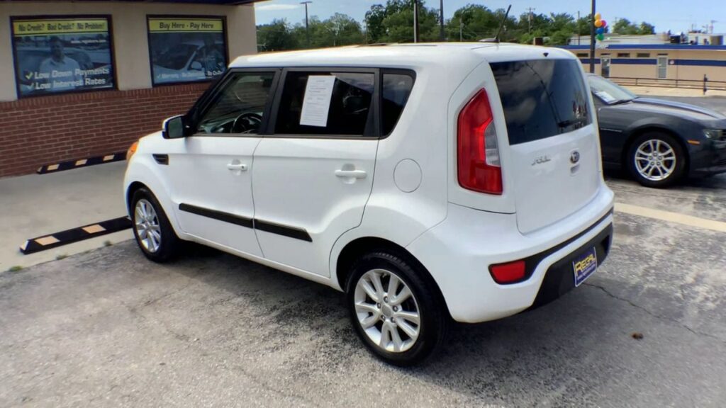 2013 Kia Soul +