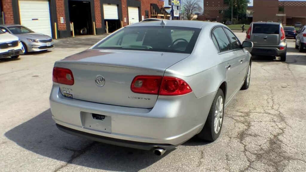 2011 Buick Lucerne CX