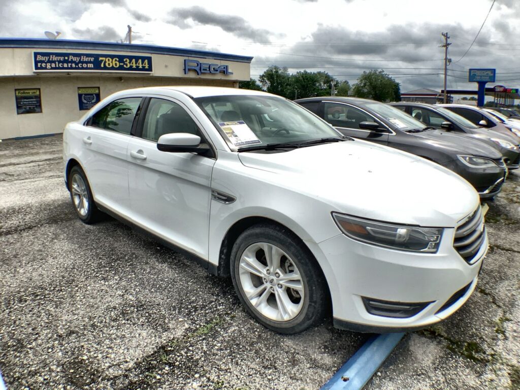 2014 Ford Taurus SEL