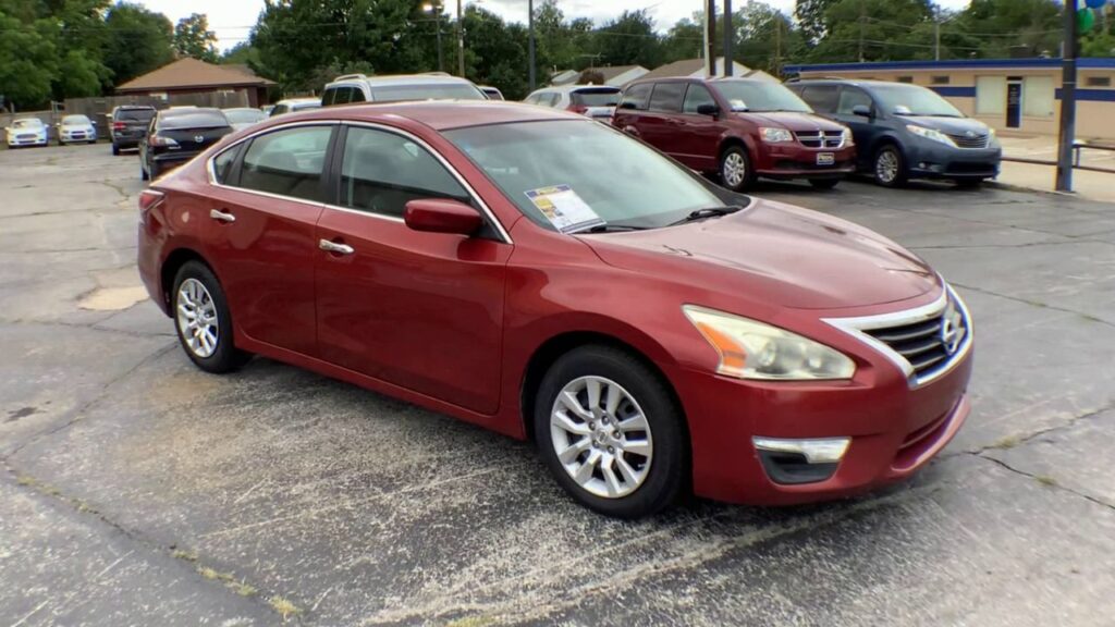 2015 Nissan Altima 4 DOOR SEDAN