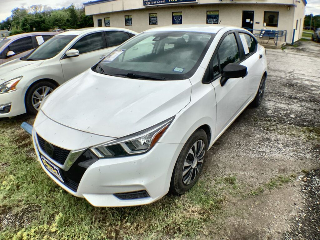 2021 Nissan Versa S Xtronic CVT