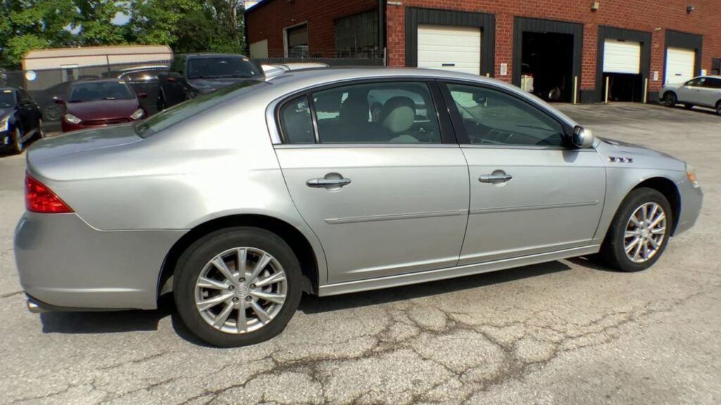 2011 Buick Lucerne CX