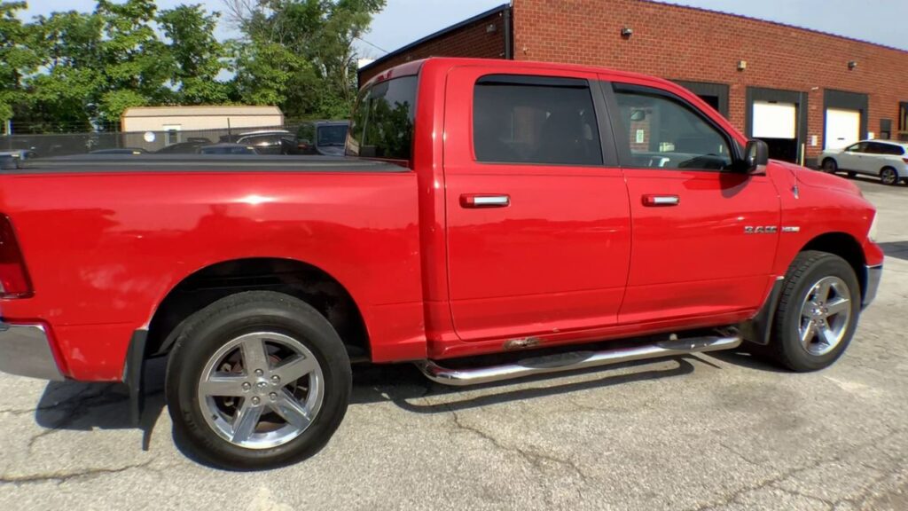 2010 Dodge Ram 1500 SLT/Sport/TRX