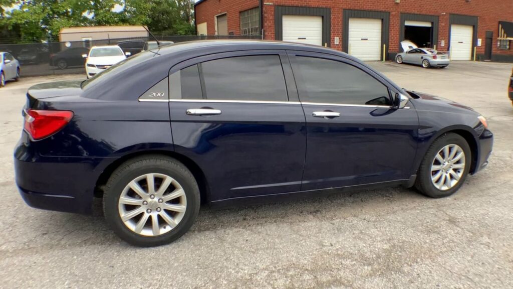 2014 Chrysler 200 Limited