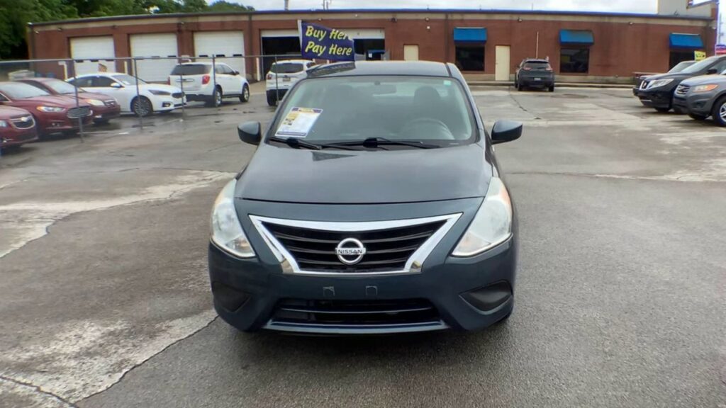 2017 Nissan Versa 1.6 SV