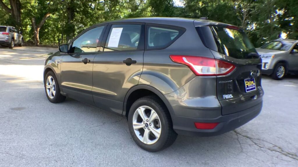 2016 Ford Escape S