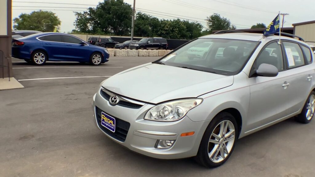 2010 Hyundai Elantra Touring SE