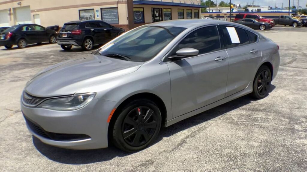 2015 Chrysler 200 LX