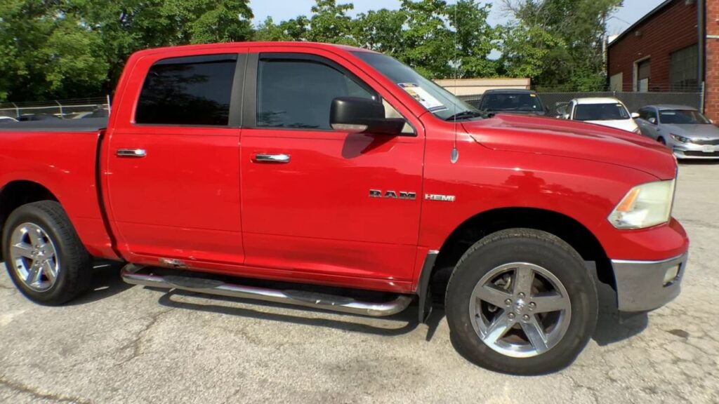 2010 Dodge Ram 1500 SLT/Sport/TRX
