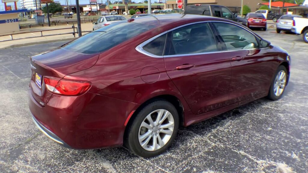 2015 Chrysler 200 Limited