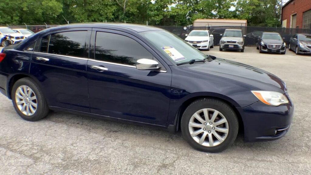 2014 Chrysler 200 Limited