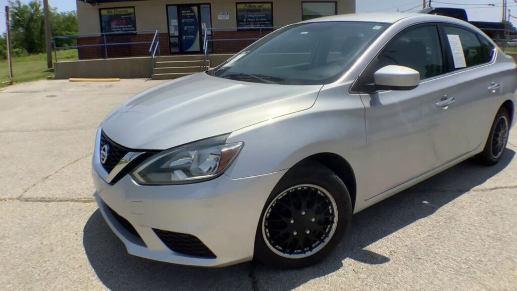 2016 Nissan Sentra 4 DOOR SEDAN