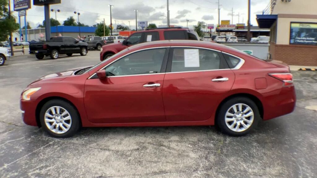 2015 Nissan Altima 4 DOOR SEDAN