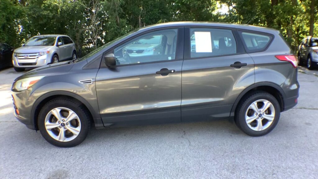 2016 Ford Escape S
