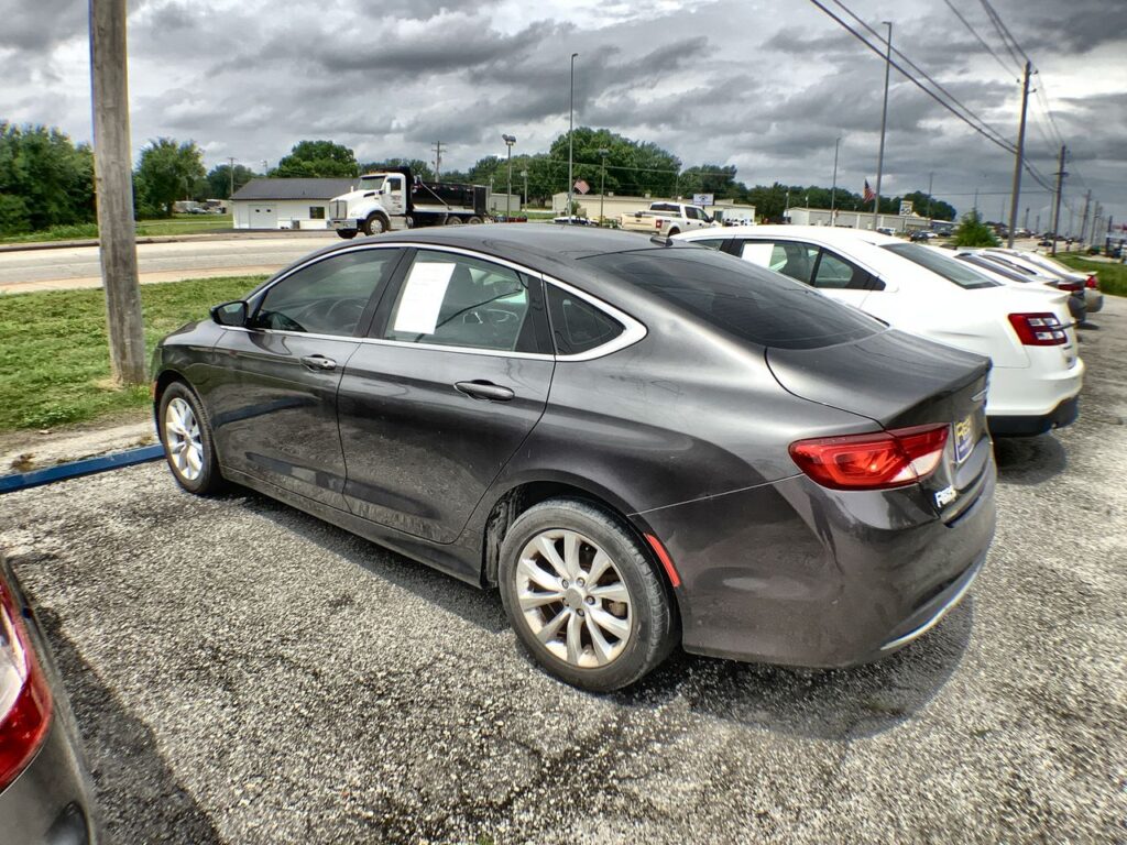 2015 Chrysler 200 Limited