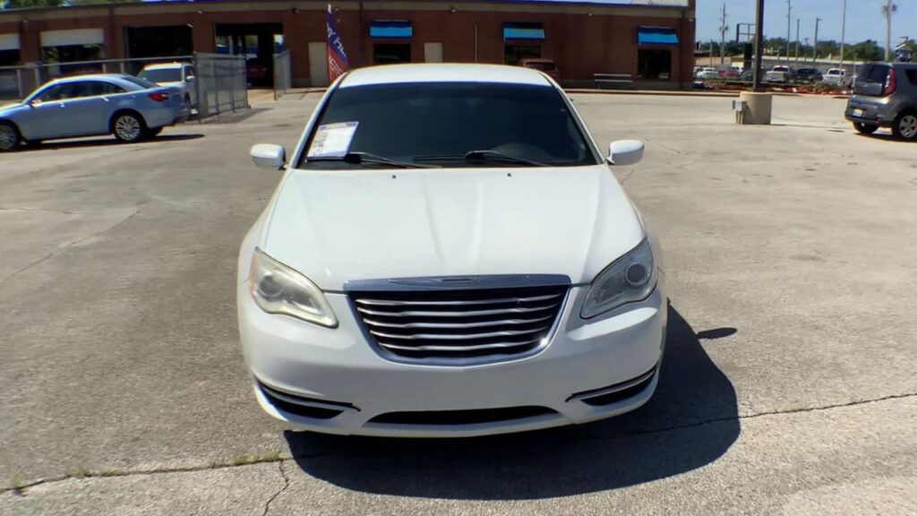 2014 Chrysler 200 Touring