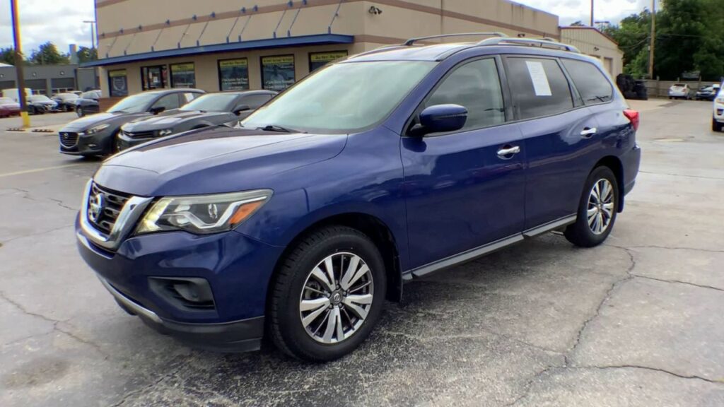 2018 Nissan Pathfinder S