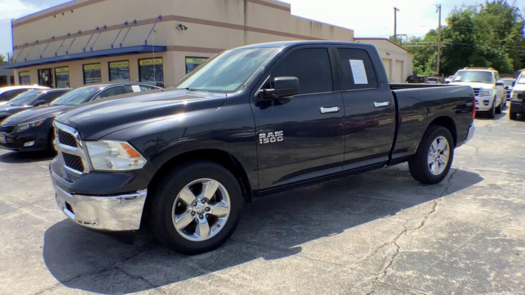 2013 RAM 1500 SLT