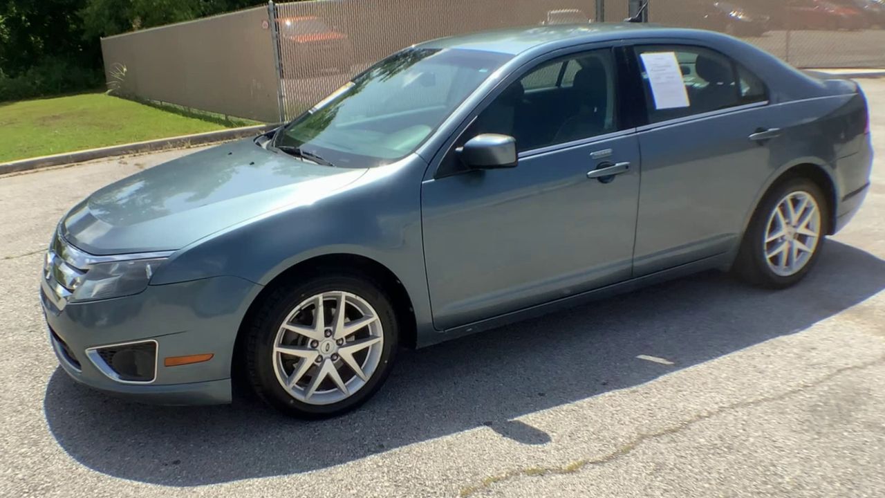 2011 Ford Fusion SEL photo 3