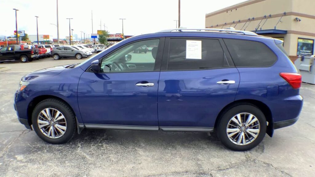 2018 Nissan Pathfinder S